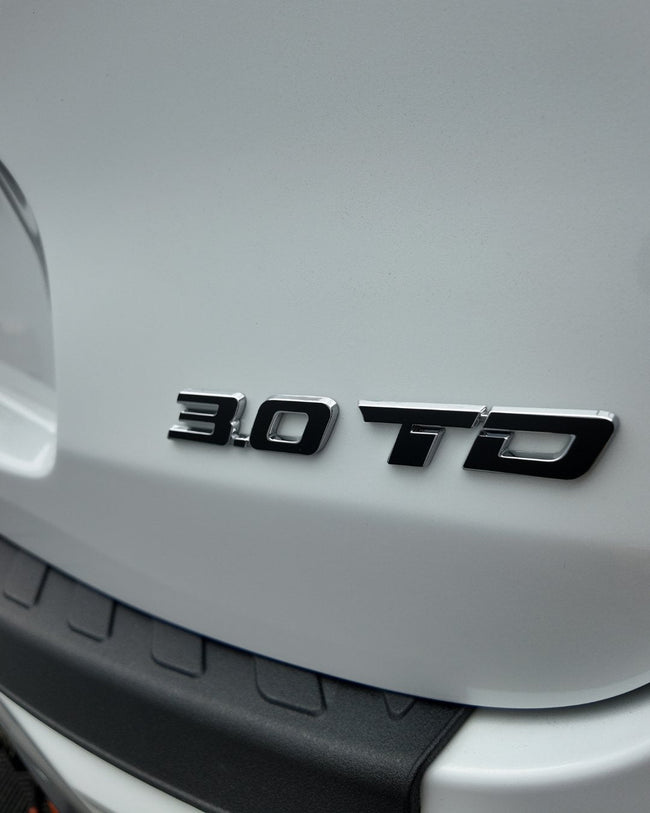 Isuzu MU-X/D-MAX 3.0TD Badge Overlay