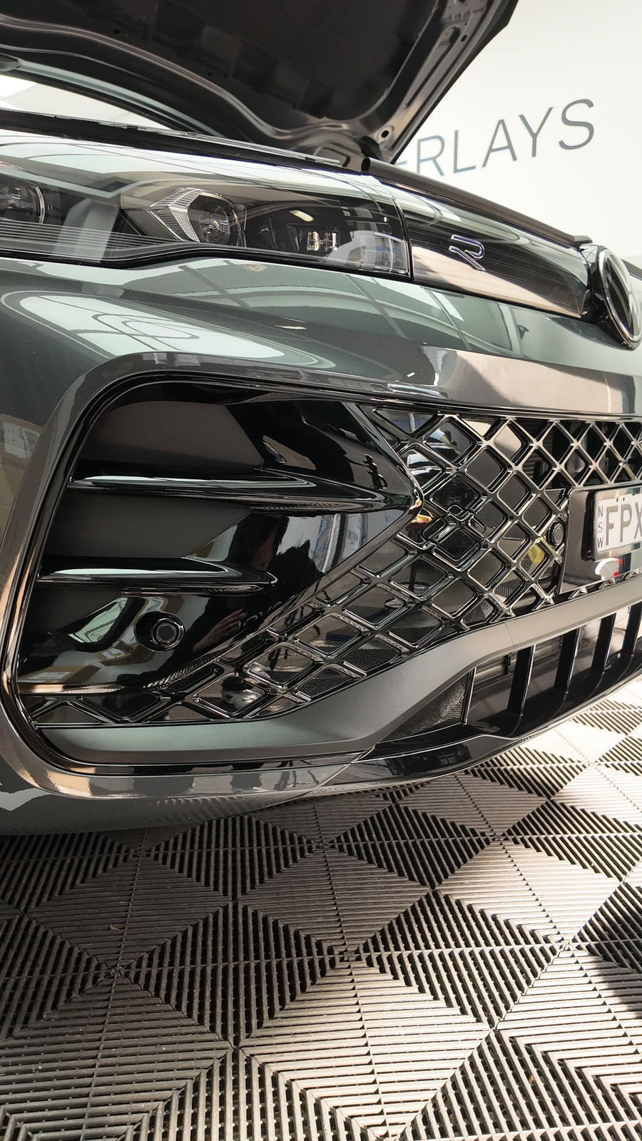 Volkswagen Tiguan Front Chrome Delete