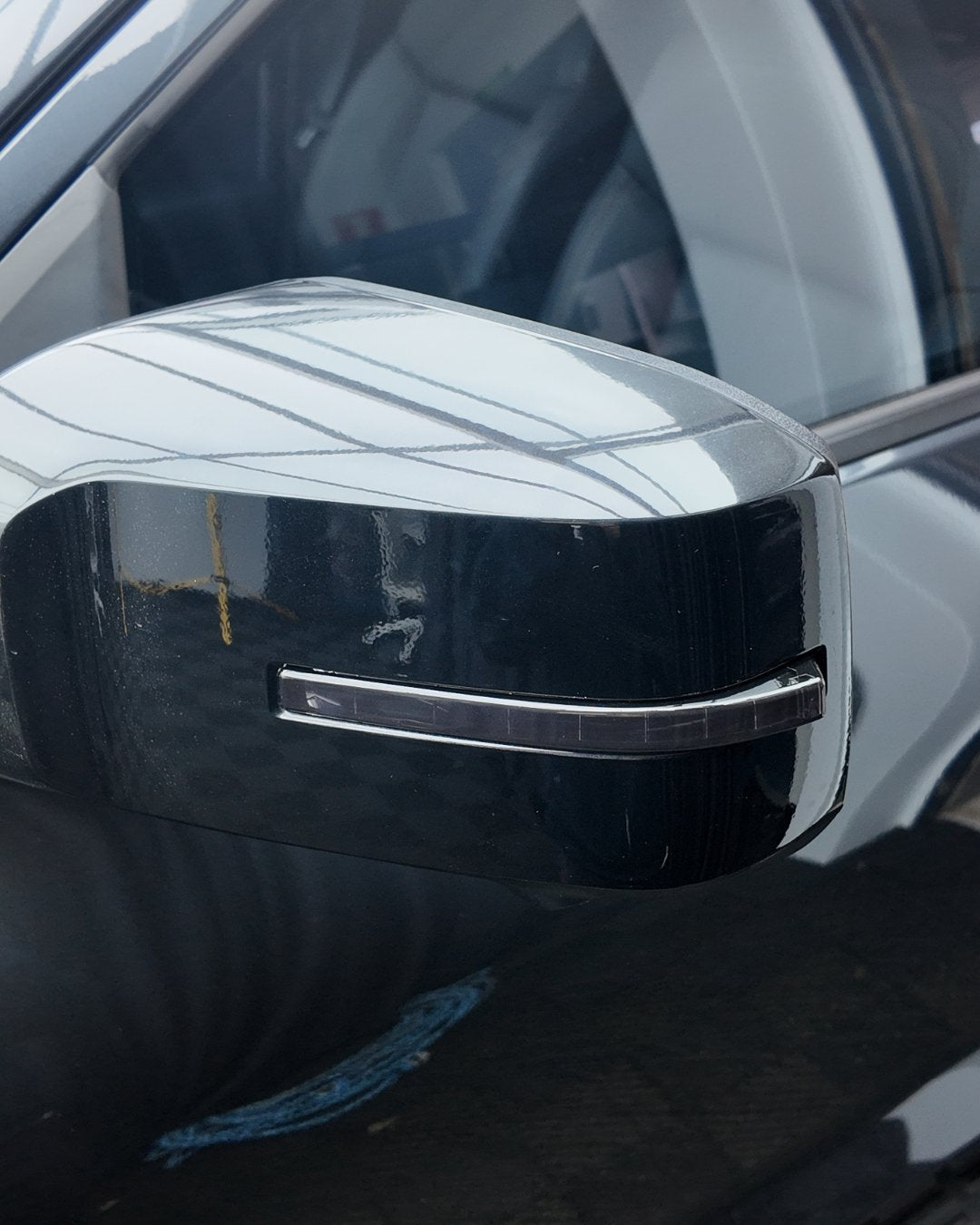 Universal Mirror Indicator Overlay