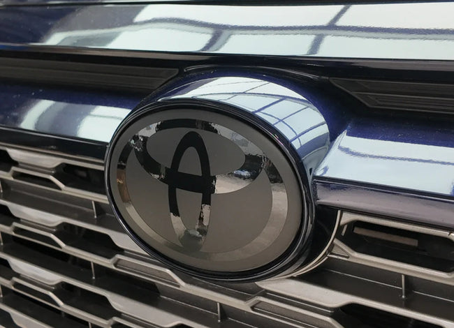 Toyota Rav 4 Front Badge Overlay