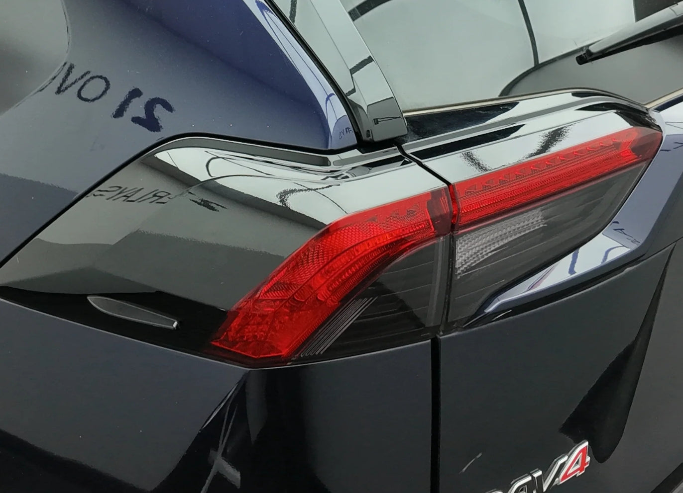 Toyota Rav 4 Tail Light Top Deck Overlay