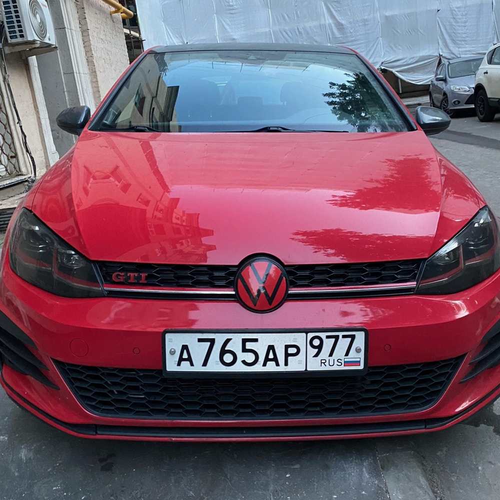 Volkswagen Golf MK7.5 Badge Overlay New VW Style (Radar)