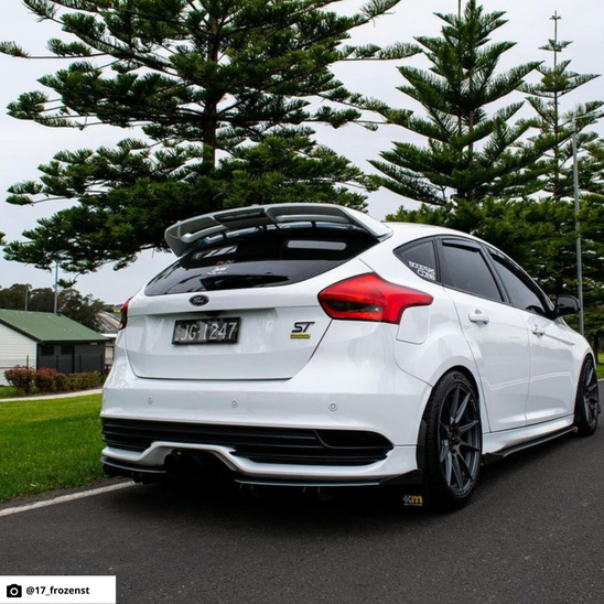 Ford Focus ST MK3 Partial Tail Light Turn Signal Overlay 2015-2019