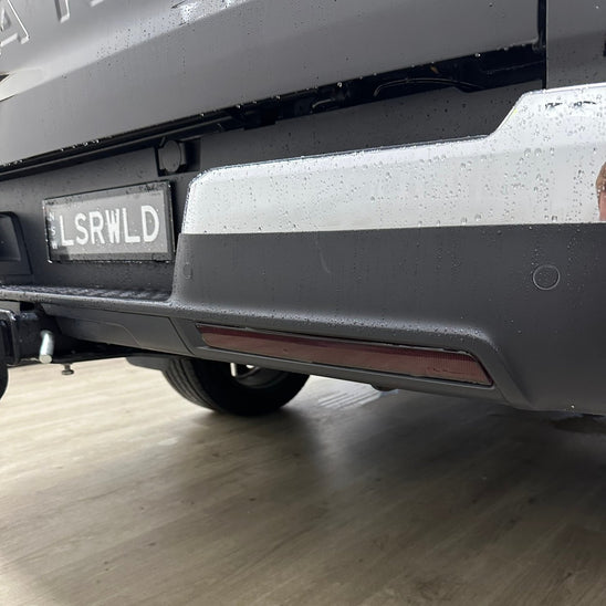 Volkswagen Amarok NF Rear Reflector Overlay 2023+