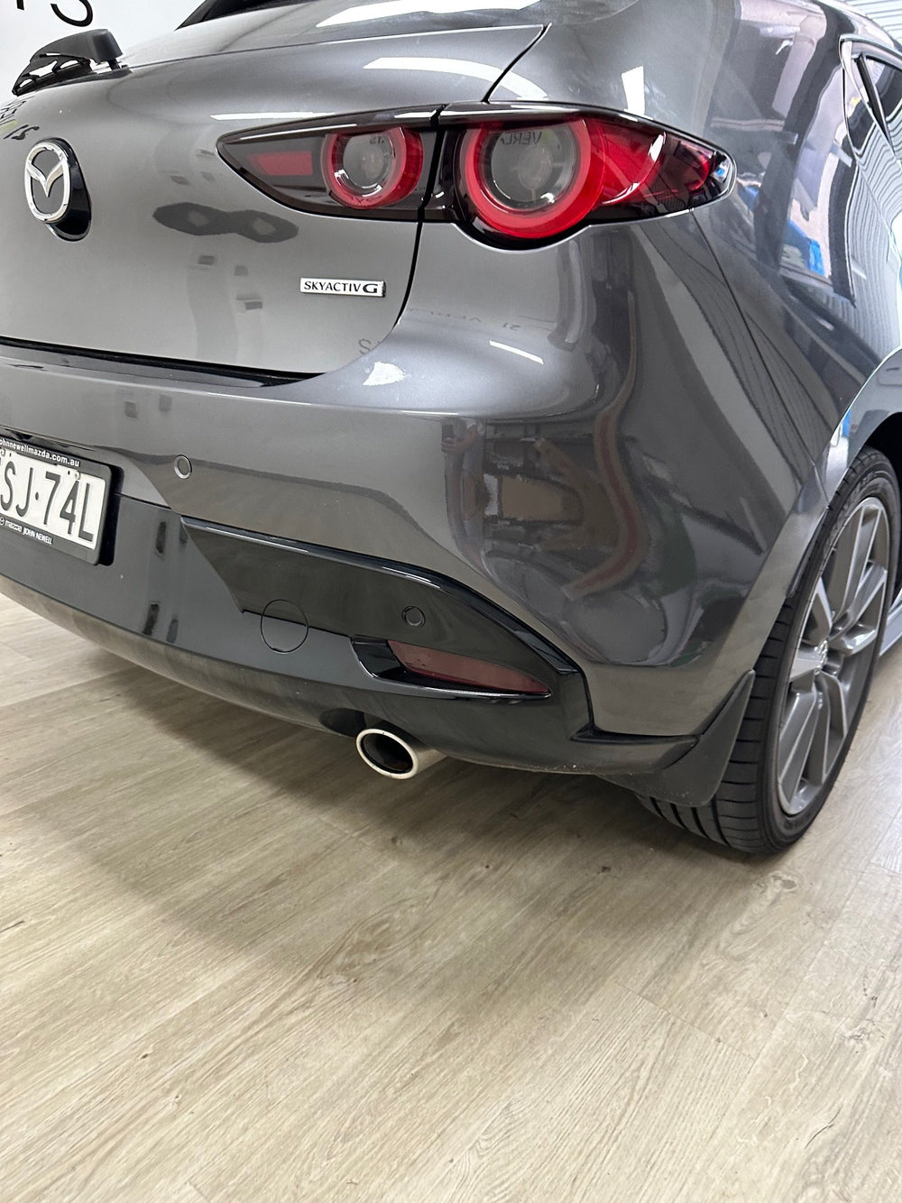 Mazda 3 Rear Reflector Overlay 2022+