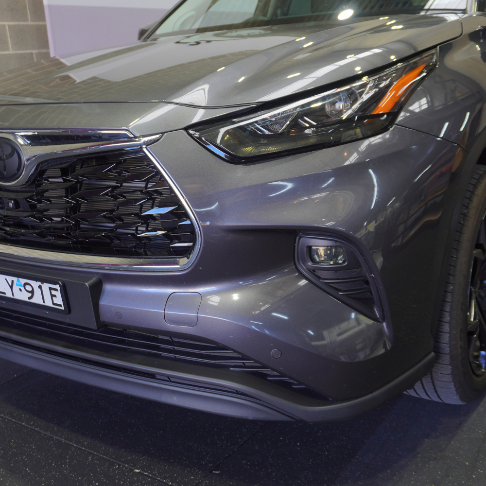 Toyota Kluger Fog Light Overlay 2024+