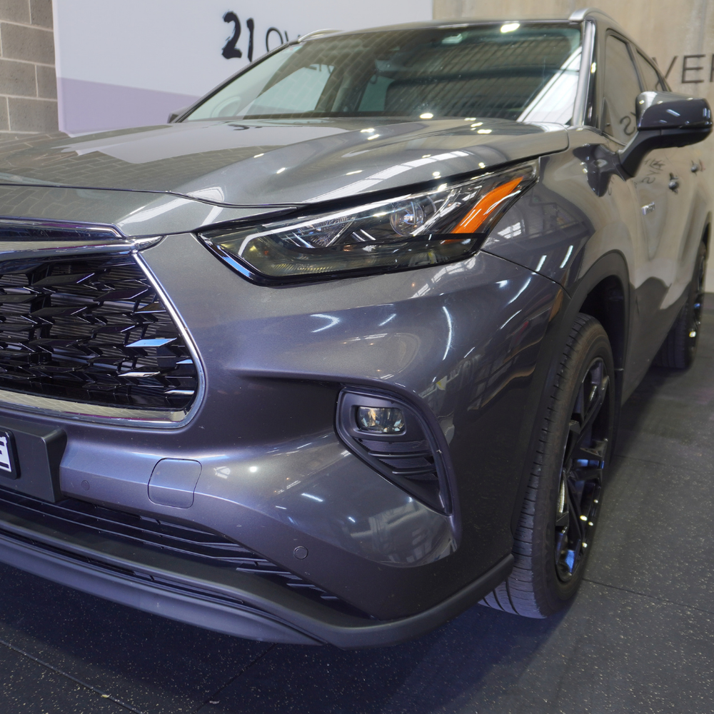 Toyota Kluger Fog Light Overlay 2024+