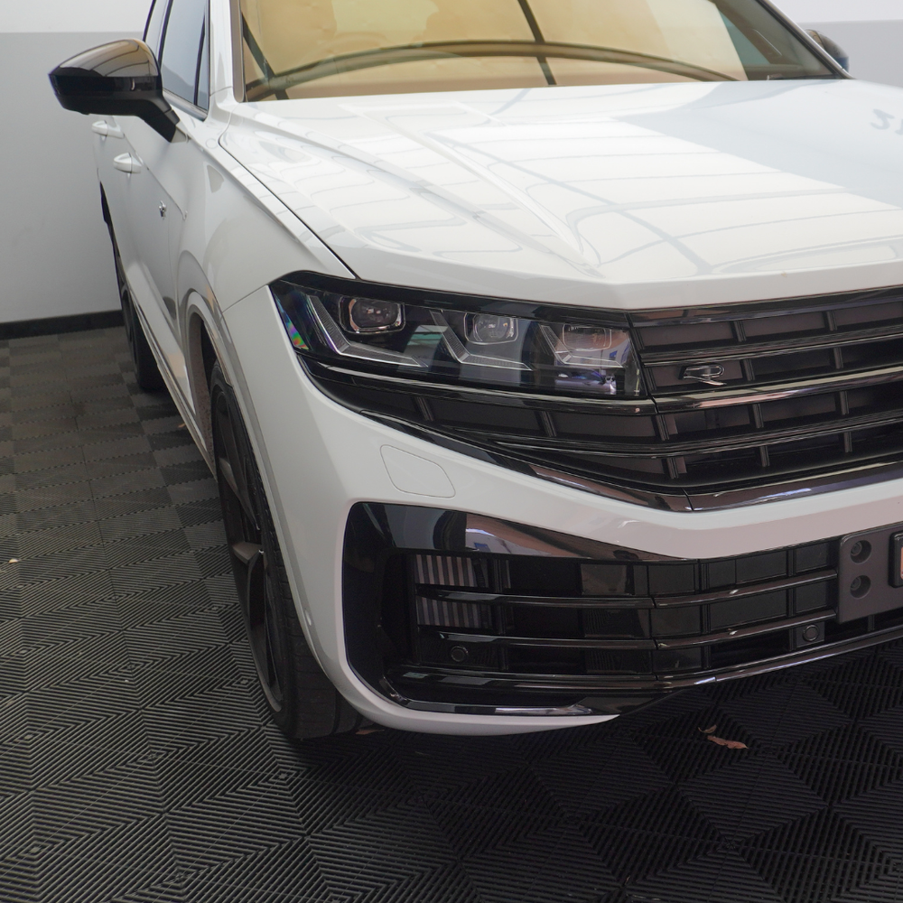 Volkswagen Touareg Daytime Running Light Overlay 2024+