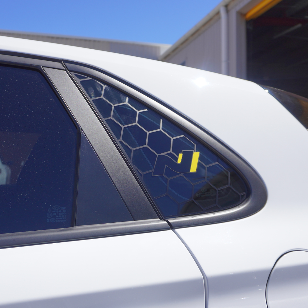 I30 Hatchback Honeycomb Window Decal