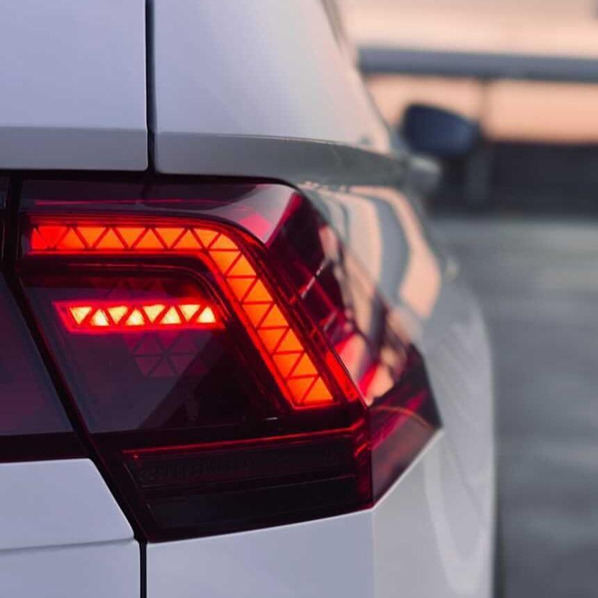 Volkswagen Tiguan Mk 2 Tail Light Overlay 2016-2021 (Indicator/Reverse Section Only)