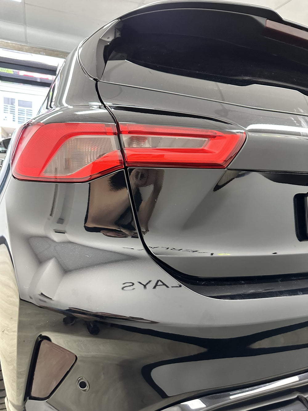 Ford Focus Mk4/4.5 Partial Tail Light Overlay 2018-2023