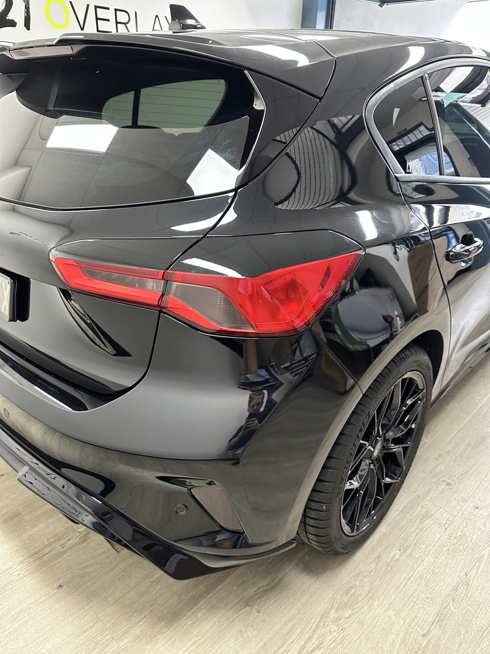 Ford Focus Mk4/4.5 Tail Light Top Deck Overlay 2018-2023