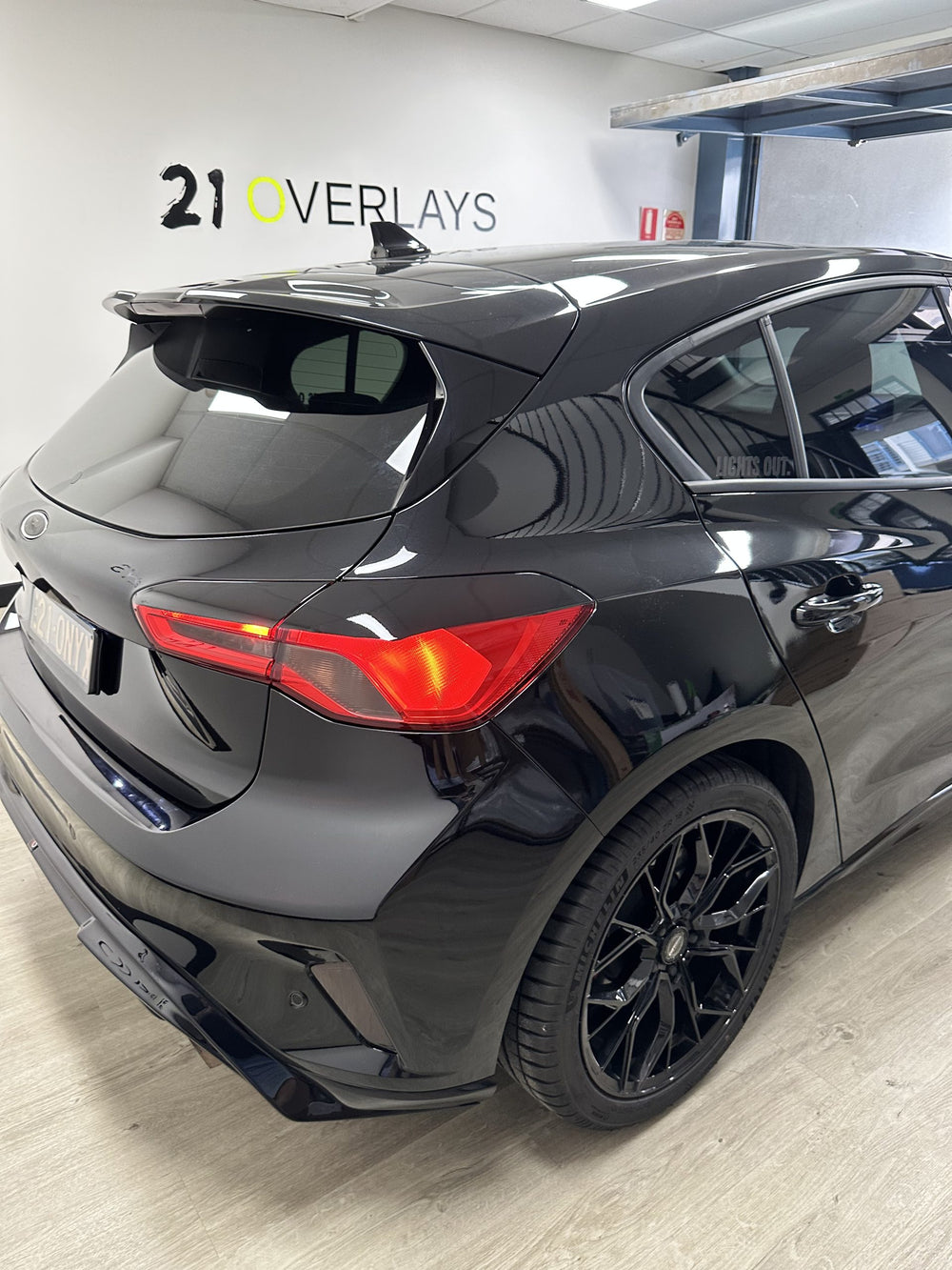 Ford Focus Mk4/4.5 Tail Light Top Deck Overlay 2018-2023