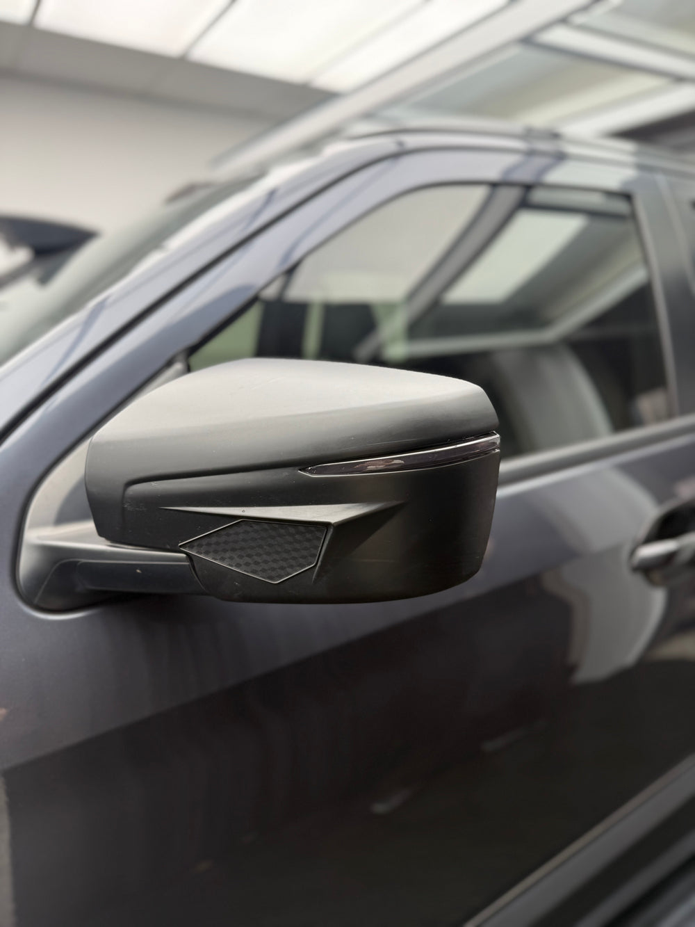 Isuzu D-MAX Side Mirror Indicator Overlay 2021-2023