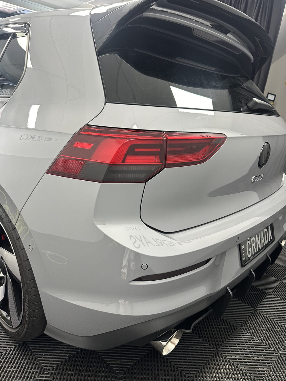Volkswagen Mk8 Base Tail Light Overlay (Non LED)
