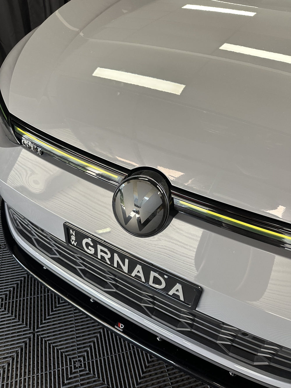 Volkswagen Golf MK8 Badge Overlay (Radar) 2021+