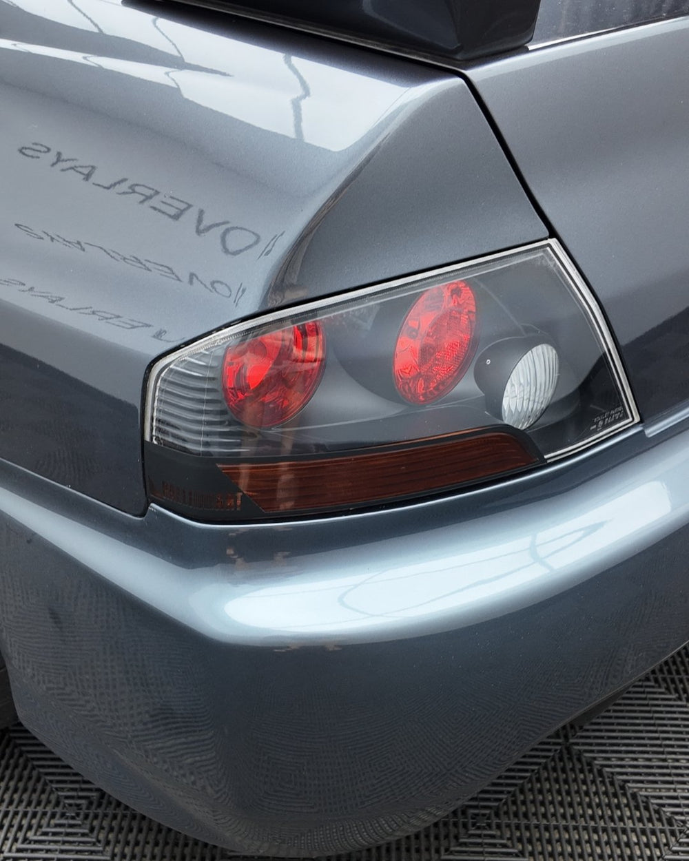Mitsubishi Evo Rear Indicator Overlay 2001-2007