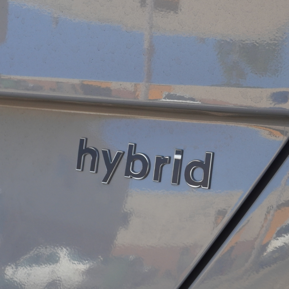 Hyundai Kona "Hyrbid" Lettering Overlay 2025+