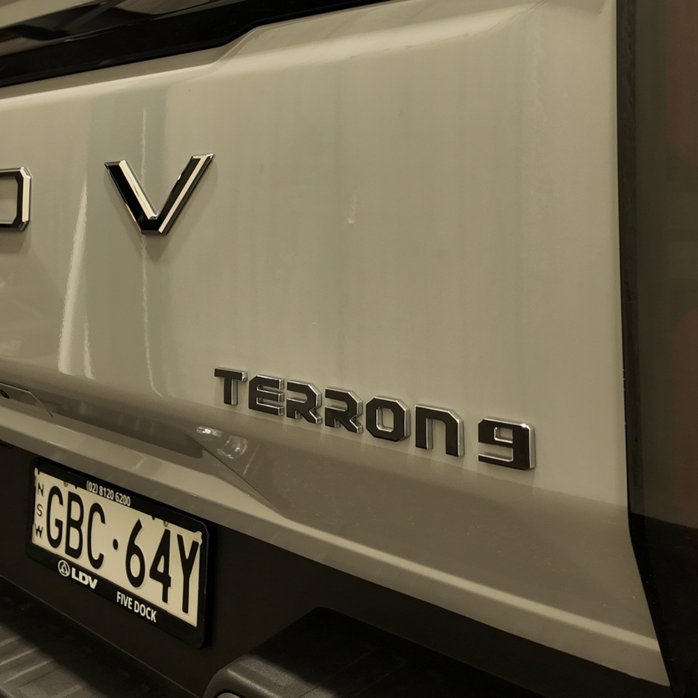 LDV Terron 9 "Terron 9" Lettering Badge Overlay 2026+