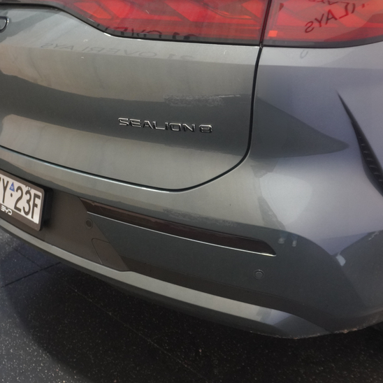 BYD Sealion 8 Rear Reflector Overlays 2026+