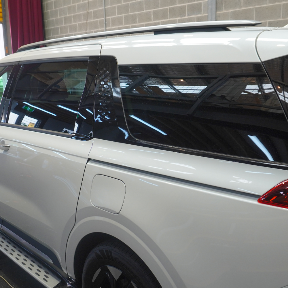 Fits Kia Carnival 2026+ - Sliding Door Blackout Kit