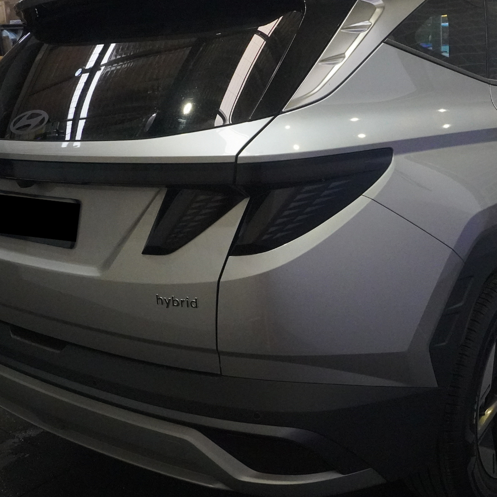 Hyundai Tucson Rear "Hybrid" Lettering Overlay 2025+