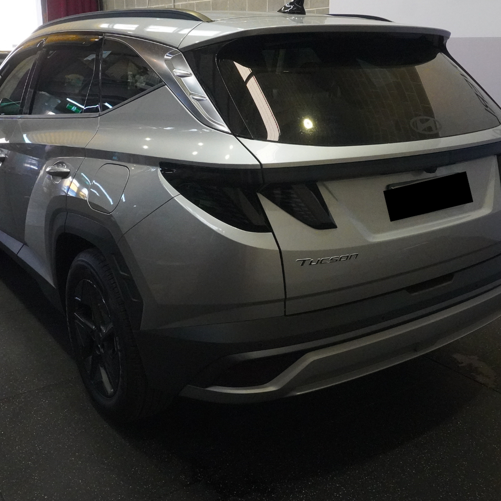 Hyundai Tucson Partial Tail Light Overlay 2025+