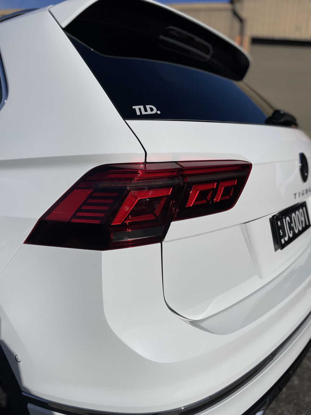 Volkswagen Tiguan Mk2.5 Tail Light Overlay 2022-2024