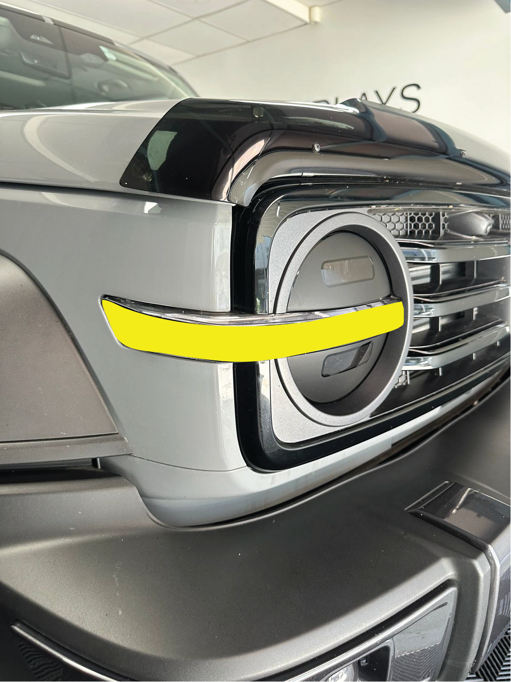 GWM Tank 300 Front Indicator Overlay 2024+
