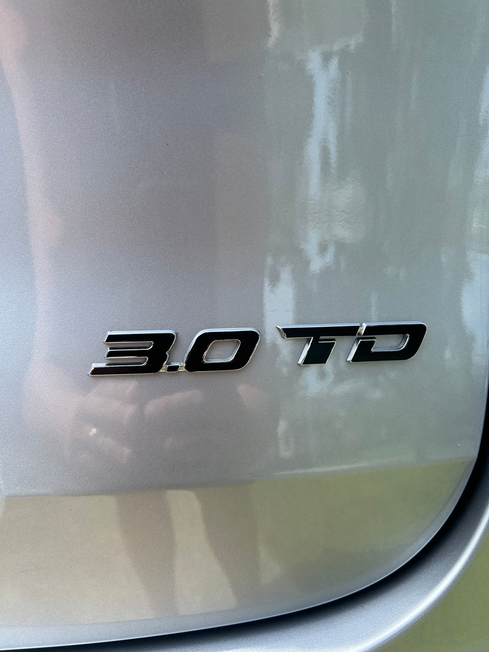 Isuzu Facelift MU-X "3.0 TD" Lettering Overlay 2025+