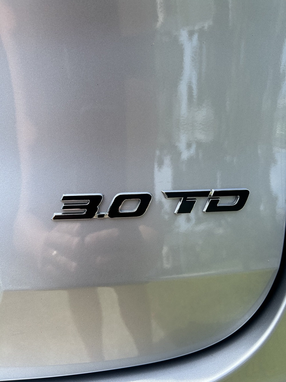 Isuzu Facelift MU-X "3.0 TD" Lettering Overlay 2025+