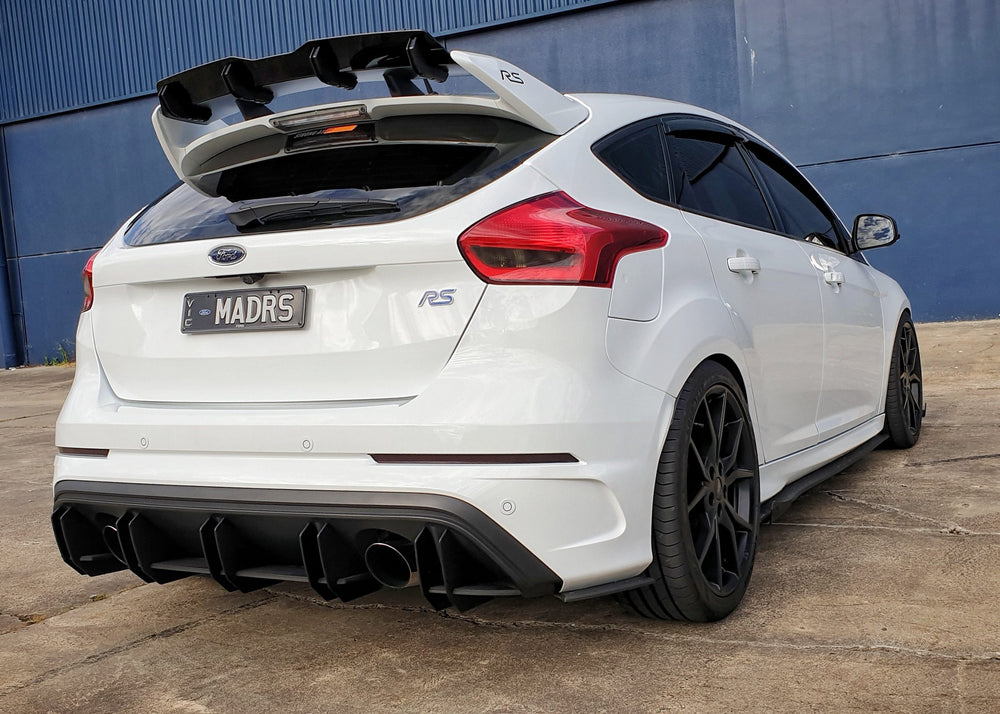 Ford Focus RS MK3 Tail Light Turn Signal Overlay
