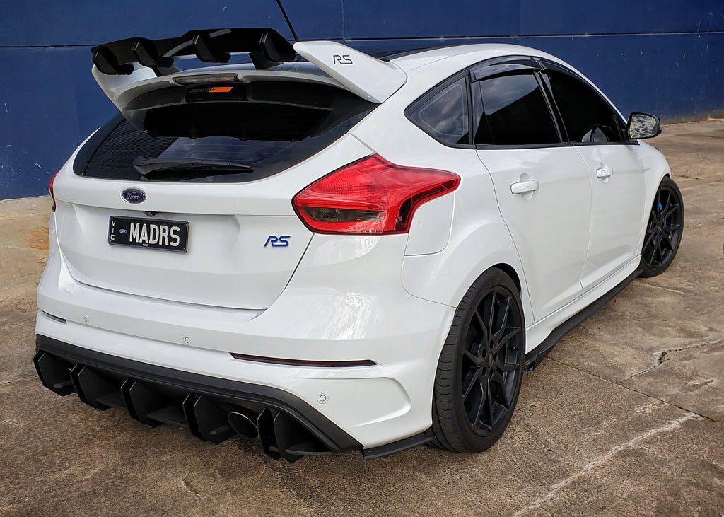Ford Focus RS MK3 Rear Reflector Overlays – 21OVERLAYS