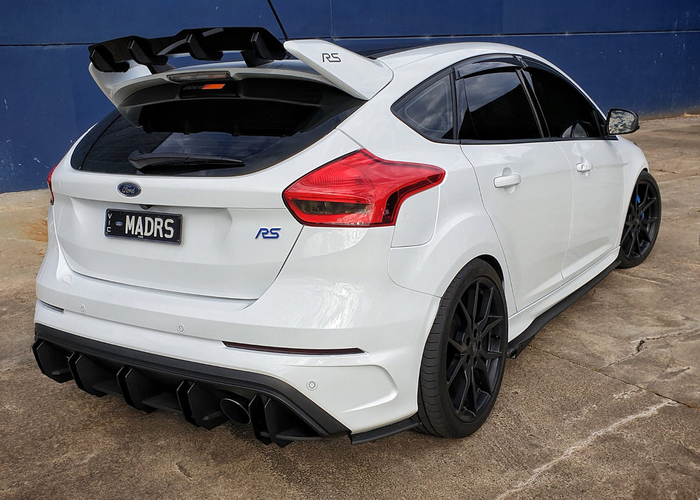 Ford Focus RS MK3 Tail Light Turn Signal Overlay