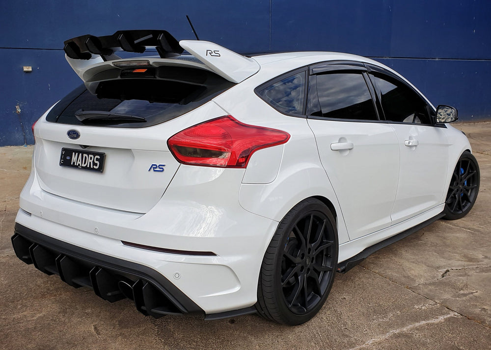 Ford Focus RS MK3 Tail Light Turn Signal Overlay