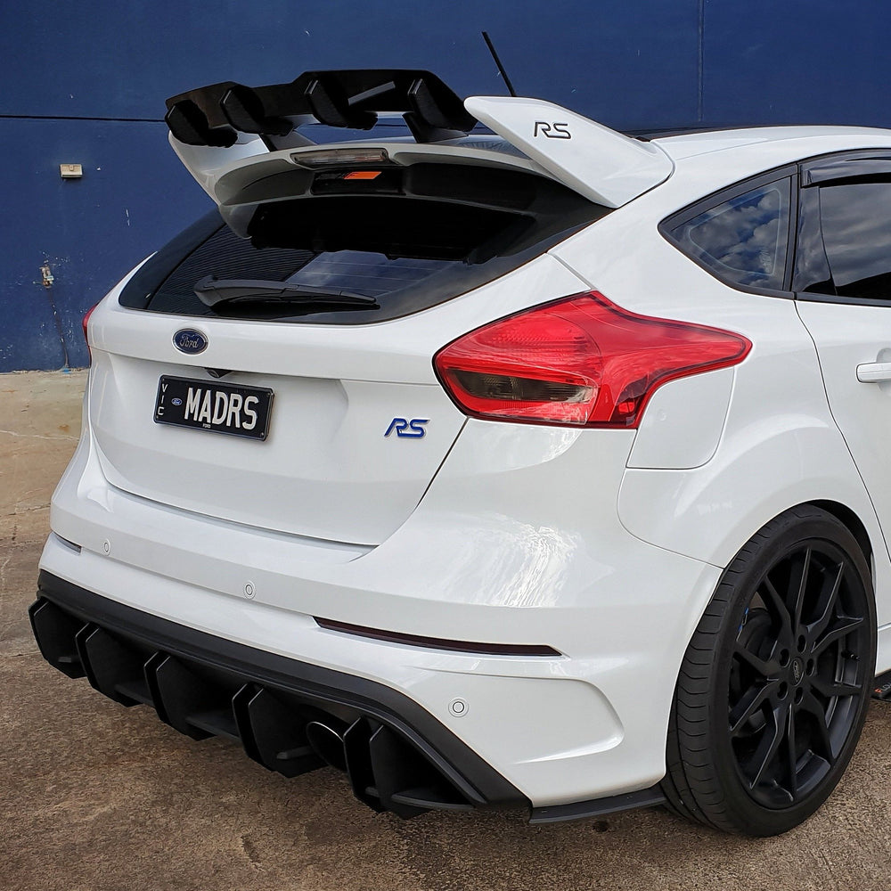Ford Focus RS MK3 Tail Light Turn Signal Overlay